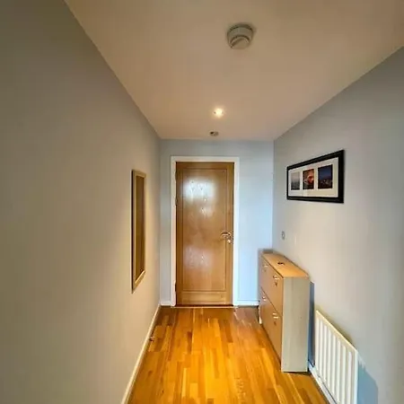 Cozy One Bedroom In Grand Canal Lägenhet Dublin
