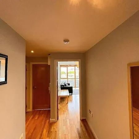 아파트 Cozy One Bedroom In Grand Canal *